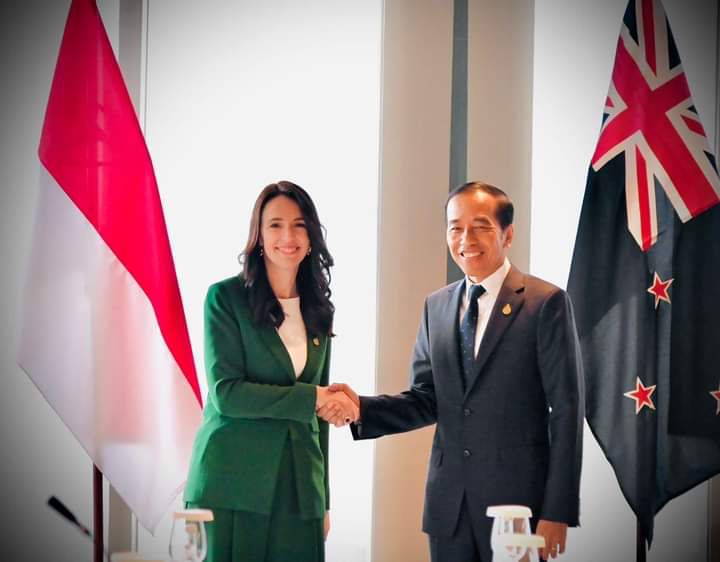 Presiden Jokowi Lakukan Pertemuan Bilateral dengan PM Selandia…