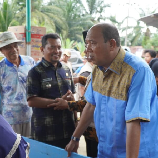 Plt Bupati Langkat Kunjungi Ribuan Warga Korban Banjir di Tanjungpura Dan Besitang
