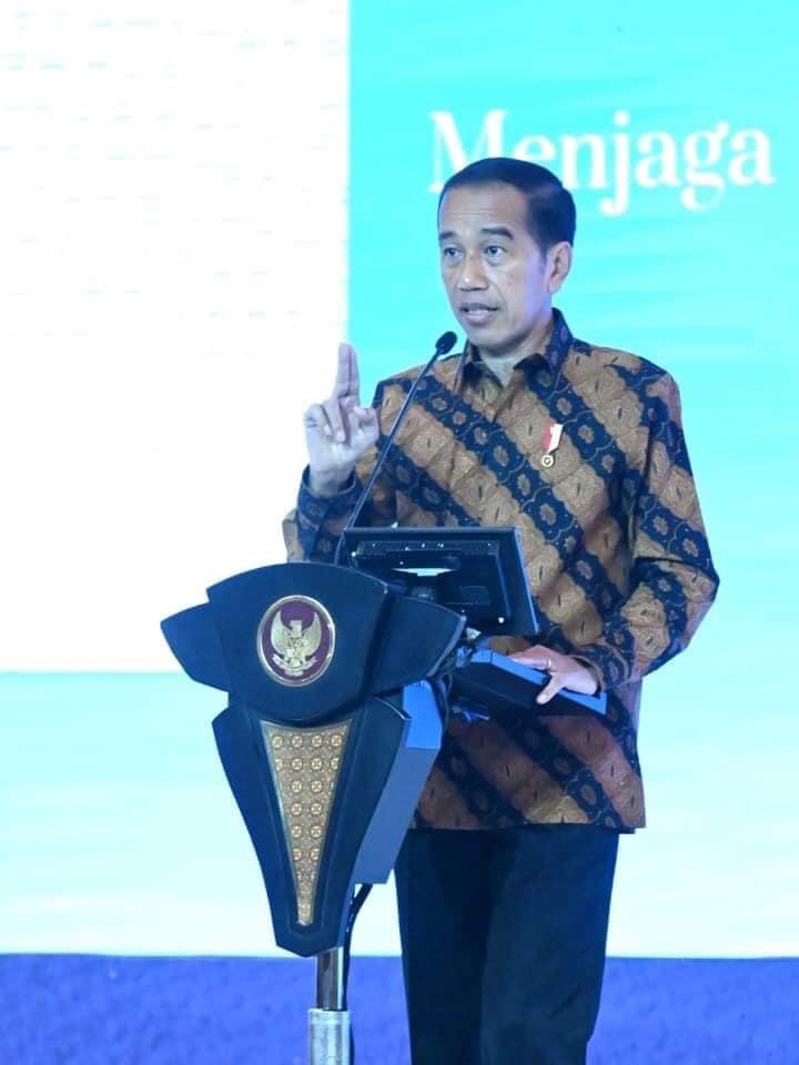 Presiden Joko Widodo Menghadiri…