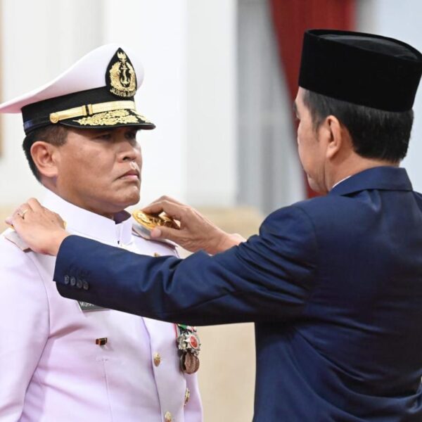 Istana Negara : Presiden Jokowi Lantik Muhammad Ali sebagai KSAL di Istana Negara