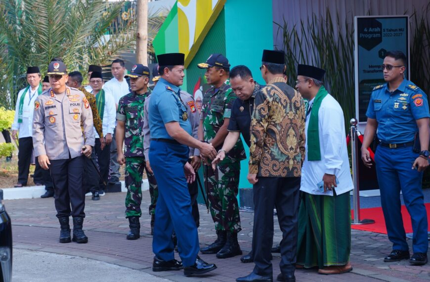 Panglima TNI Mendampingi Presiden Joko Widodo Hadiri Munas dan Konbes…