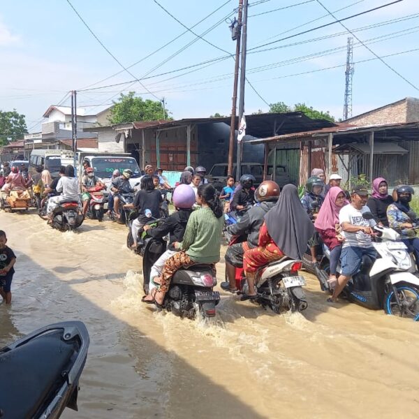 Akibat Curah Hujan Yang Tinggi, Bajir Landa Desa Kelambir V. 