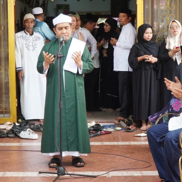 Almarhum Datok Samsul Arifin di Kebumikan di Gebang, Syah Afandin Ucapkan Terimakasih, Pj Gubernur: Kita Kehilangan Putra Terbaik Bangsa